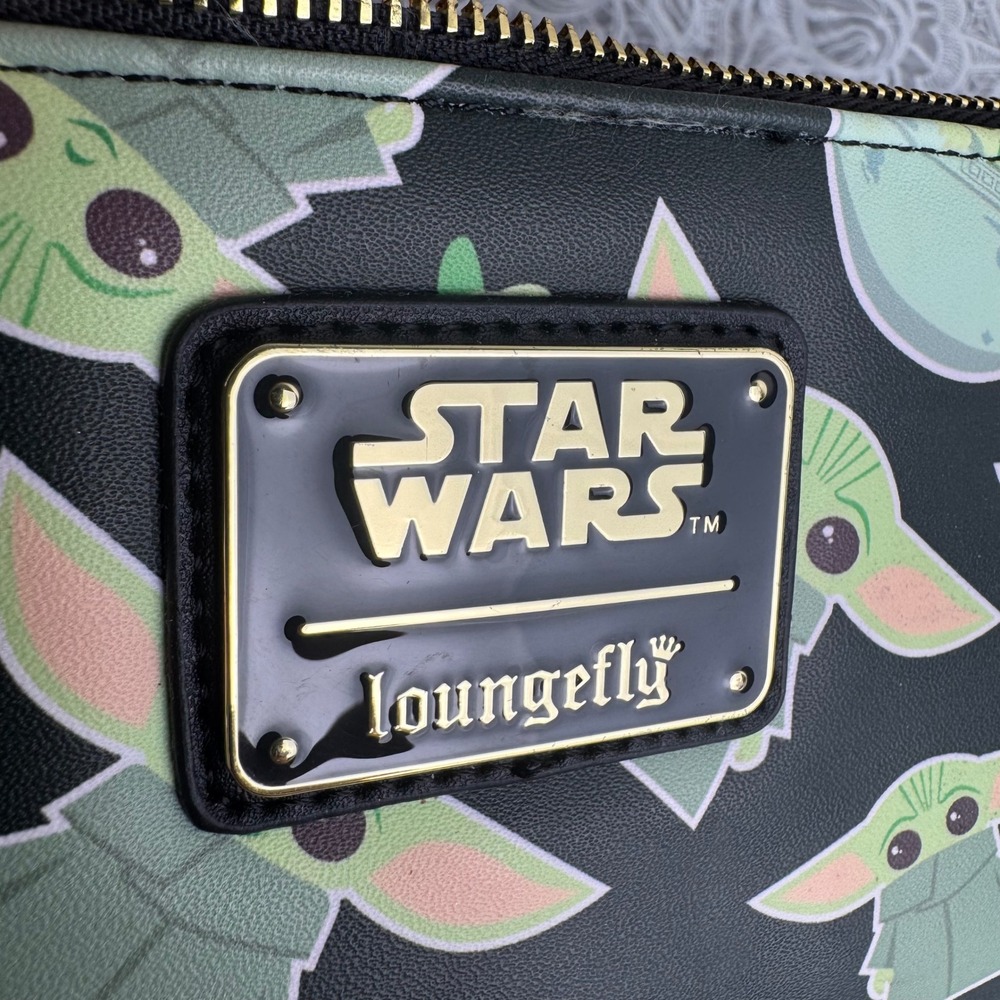 Loungefly Star Wars The Mandalorian Grogu Baby Yoda Bifold Wallet Black Green
